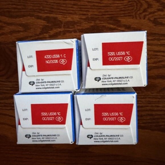 Lot of 4 Colgate Total Active Prevention 3.3 oz each Toothpastes Whitening Paste - Picture 4 of 4